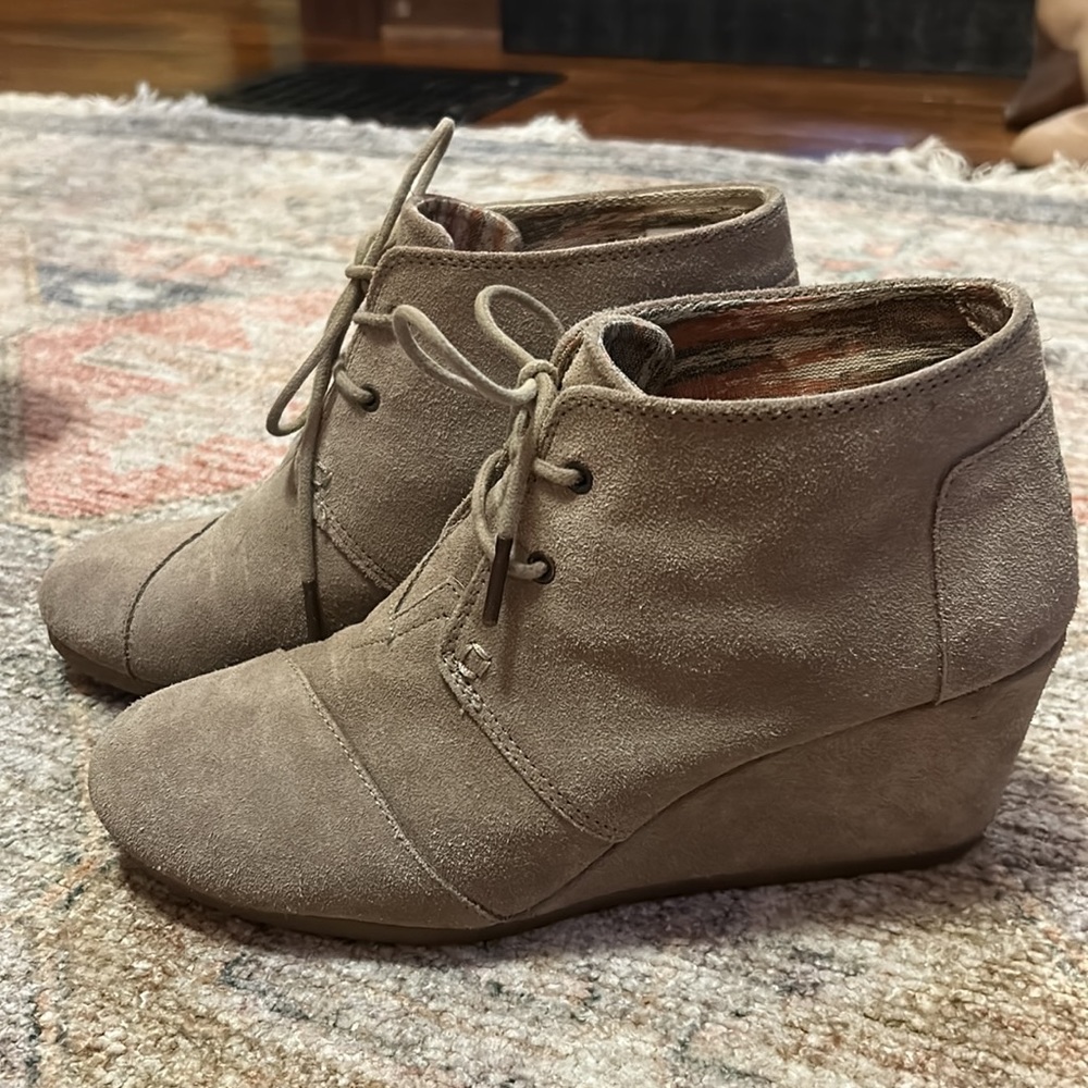 Toms booties